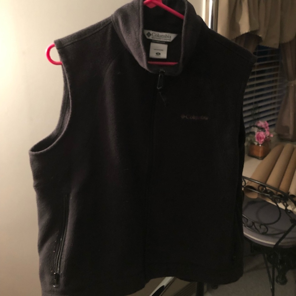 Columbia Vest